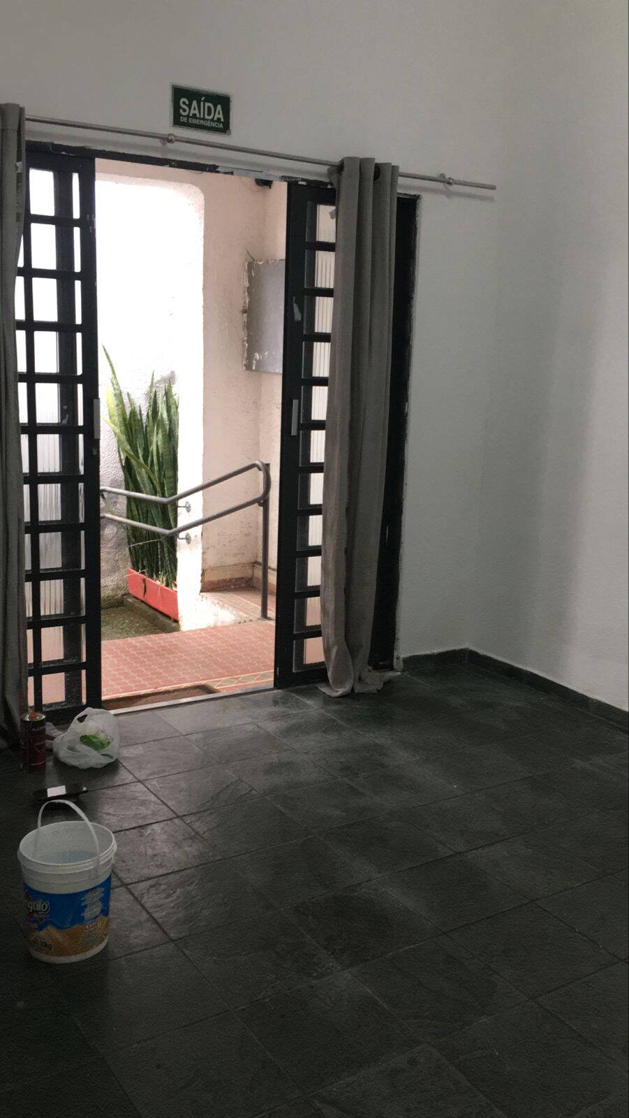 Sala comercial para aluguel no Centro de Taubaté