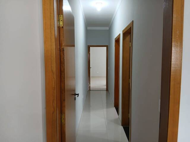 Casa para Venda em Taubaté - 4